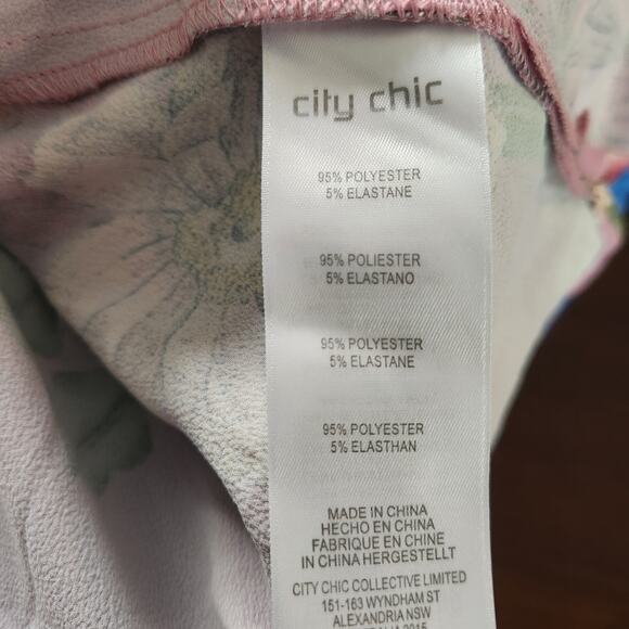 City Chic Light Purple Floral Cold Shoulder Short Sleeve Top Size 22 - Picture 8 of 8